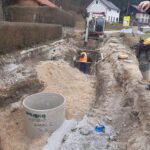 Na področju gradnje kanalizacijskih omrežij se ureja in pridobiva ustrezna dovoljenja