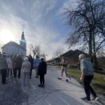 Tudi letos smo vsako nedeljo popoldan vsi vabljeni na Log