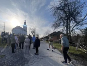 Tudi letos smo vsako nedeljo vsi vabljeni na Log
