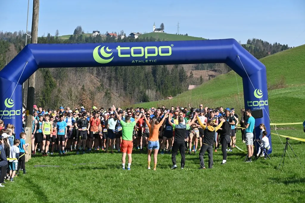 Tekaško-kolesarski dogodek Zaplana Trail & Bike privabil več kot 700 ljubiteljev gibanja v naravi