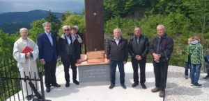 Blagoslov križa na Koreni zaznamoval velik obisk z uglednimi gosti