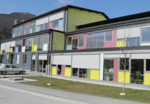 V teku nabava in izvedba sistema hlajenja v OŠ Polhov Gradec