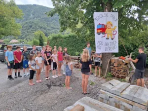 Počitnice z gasilnim aparatom v eni roki in s sladoledom v drugi