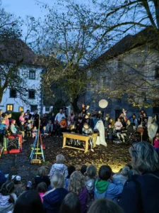 Bučijada ponovno zaživela v Polhovem Gradcu