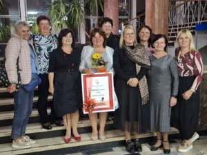 »Ženske držimo tri vogale, včasih še četrtega”