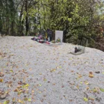 Gradnja opornega zidu na pokopališču se bliža zaključku