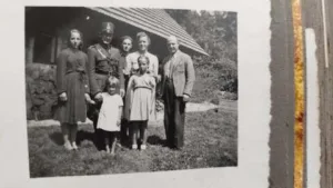 Andrej Petkovšek: slikopleskar in slikar z Lesnega  Brda