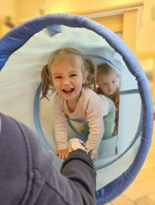 Zakaj občina uvaja dodatno plačilo ob neprijavljeni odsotnosti