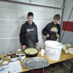 Sproščeno druženje z dobrodelno noto v Vrzdencu