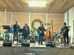 Decembrske glasbeno-plesne sobote