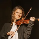 Igranje v orkestru je za njo še vedno sanjska služba