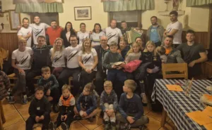 SPOZNAVNO SREČANJE ČLANOV, KI GA JE OSVETLILA LUNA