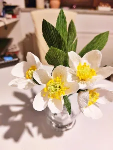 Ustvarjalna delavnica suhega cvetja v Dobrovi