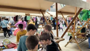 Podarim Dobim na Vrhniki ponovno dokazal: stvari imajo smisel, ko krožijo