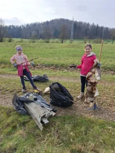 Skupaj za čistejši Horjul: uspešna spomladanska čistilna akcija