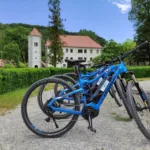 Krog po Polhograjskem hribovju z e-kolesom