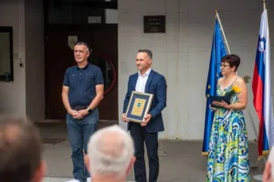 Javni poziv za zbiranje predlogov za podelitev občinskih priznanj