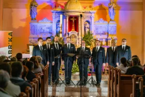Slovenski oktet odprl Glasbeno fabr’ko