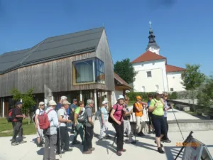 Zimzeleni na ogledu kolišča pri Igu