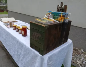 Dan zemlje s čebelarji in sadjarji