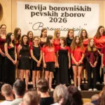 Borovnica poje