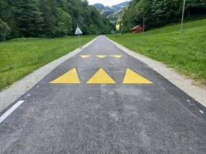 Uspešno zaključena dva velika projekta: sanacija plazov v Črnem Vrhu in Potrebuježevega grabna