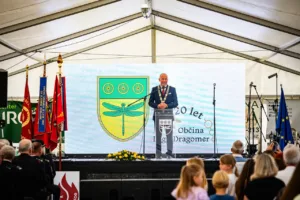 Dvajset let skupne poti in 105 let gasilskega ponosa