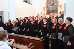 Po gostovanju v Srbiji zapeli še v domači cerkvi